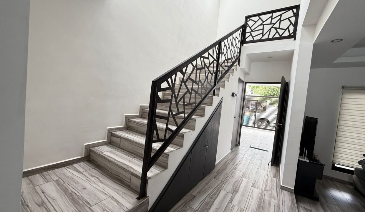 WhatsApp Image 2025-11-14 at 1.59.15 PM (1)