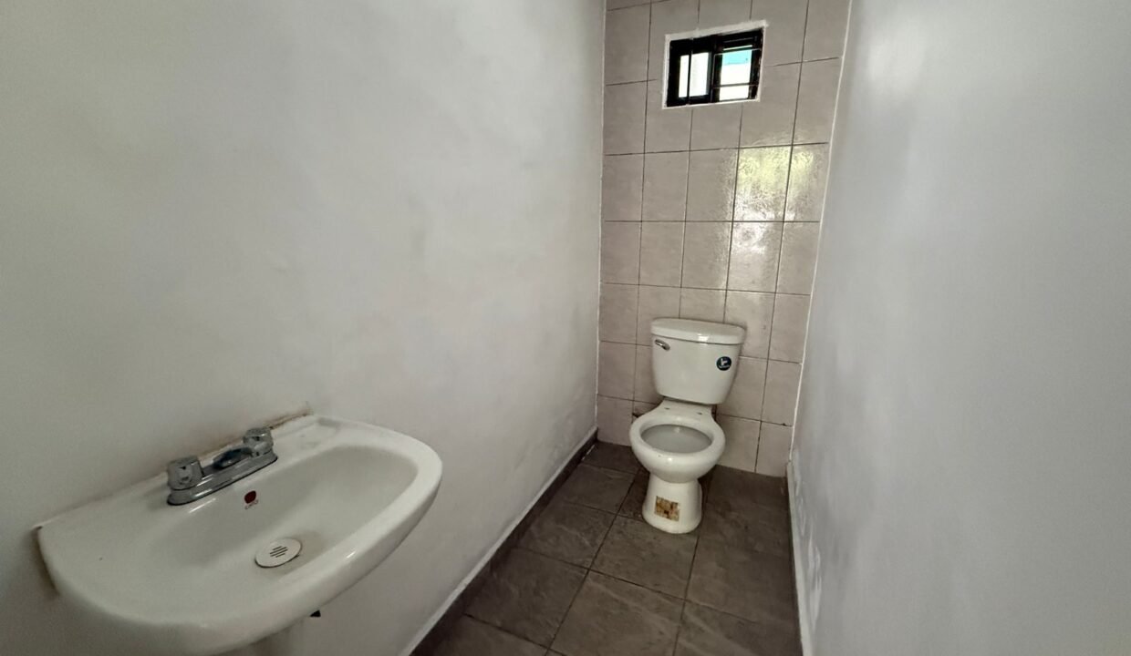 WhatsApp Image 2025-11-20 at 10.24.22 AM (1)