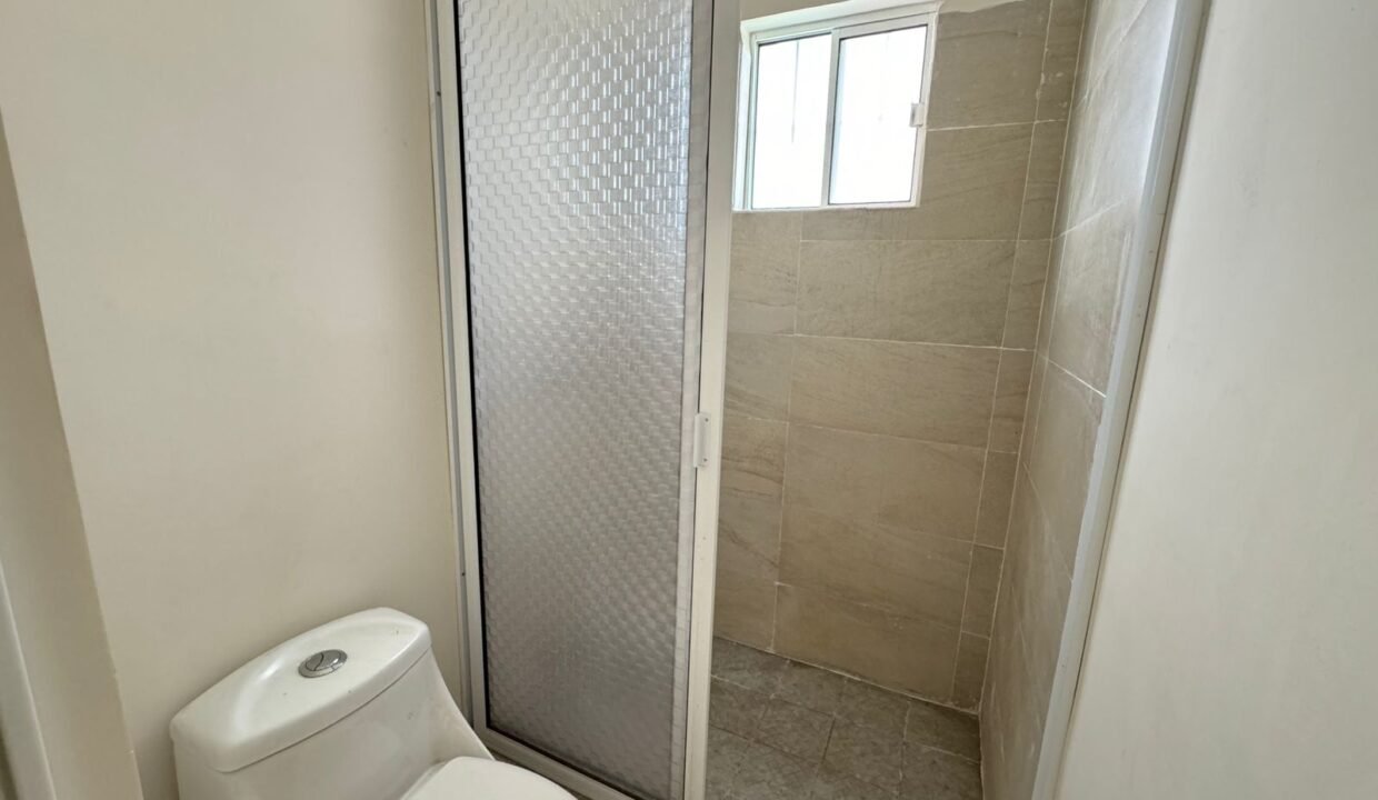20. Baño completo