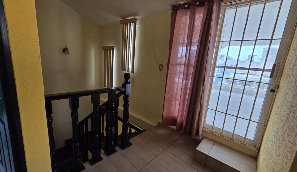Escalera (2)