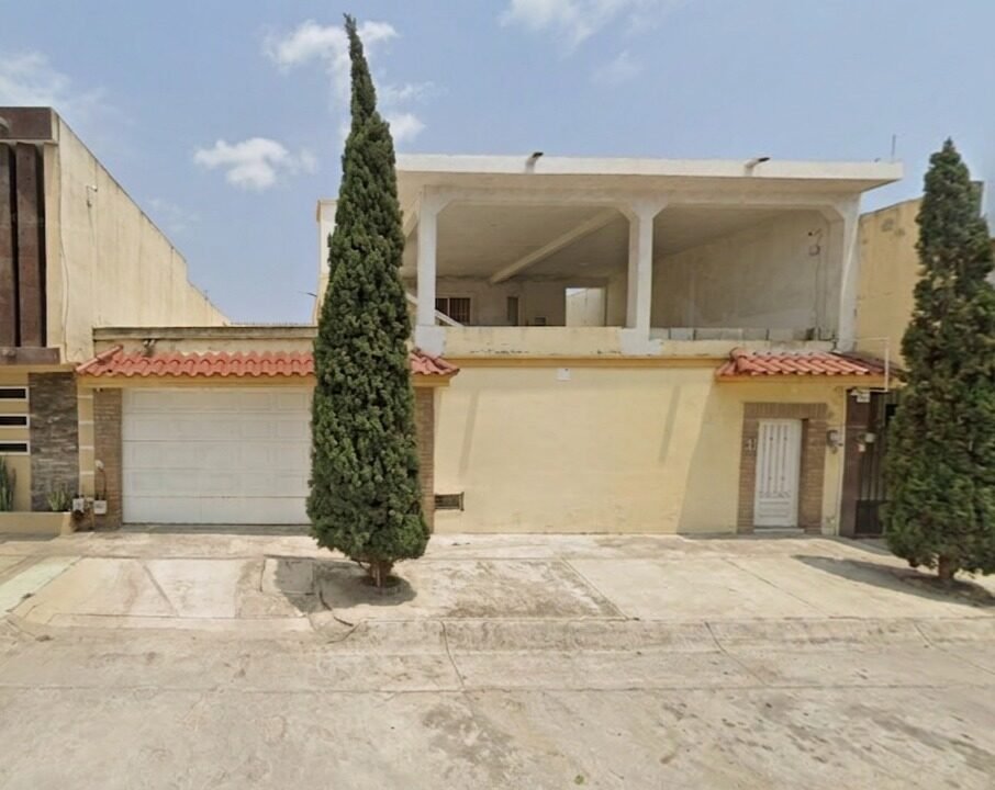 Fachada (2)