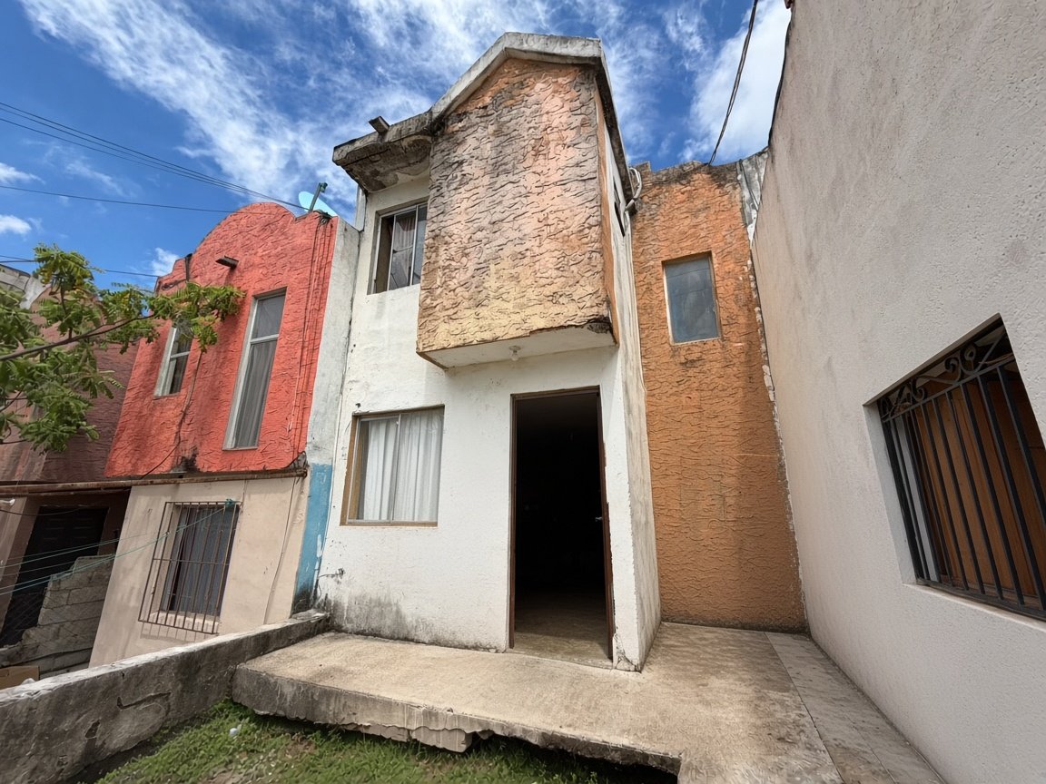 Casa en Venta Col. Colinas de San Gerardo, Tampico
